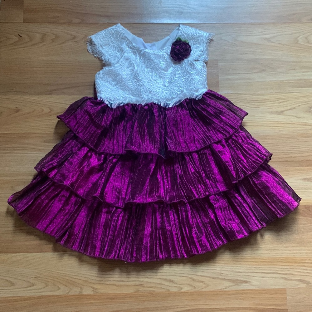 Beautiful dress like new